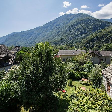 Hotel Garni Maggia Giumaglio 外观 照片