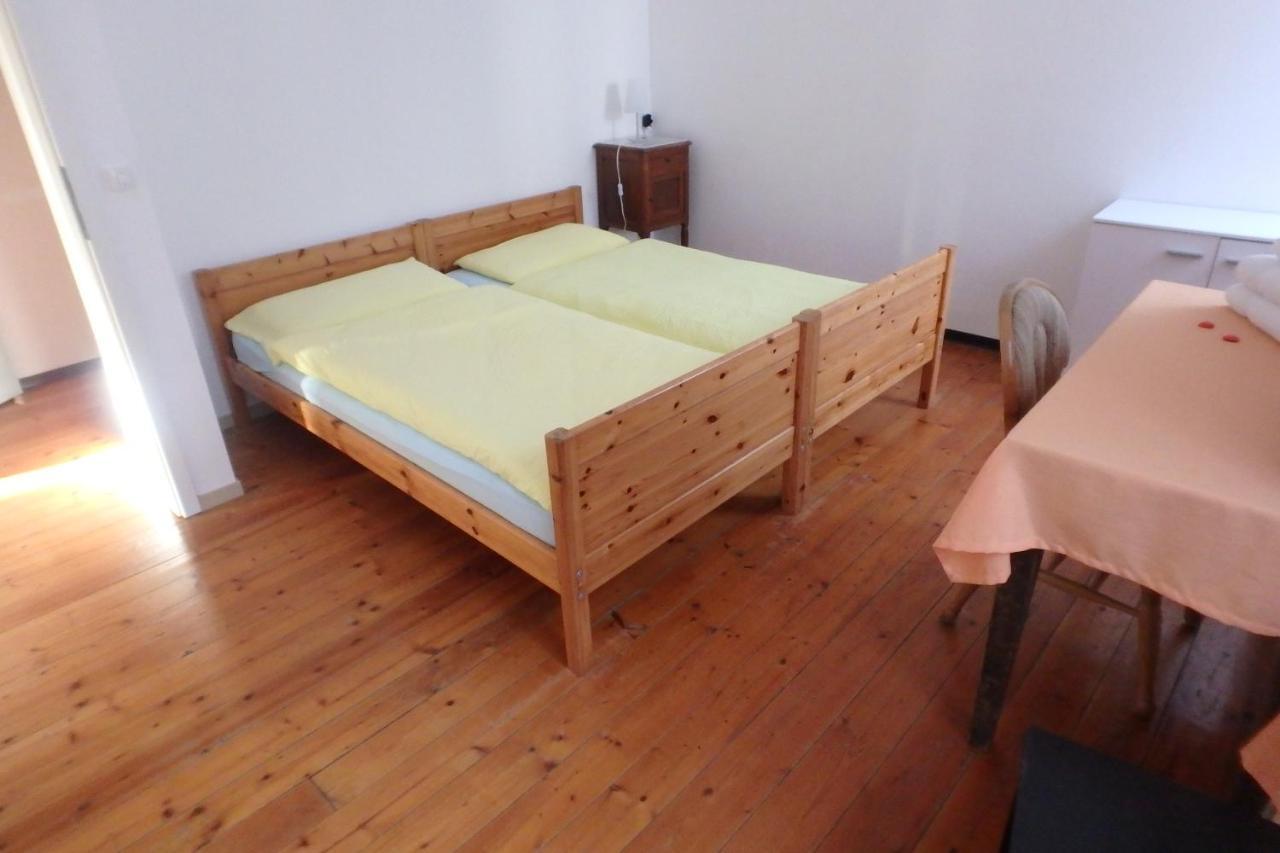 Hotel Garni Maggia Giumaglio 外观 照片
