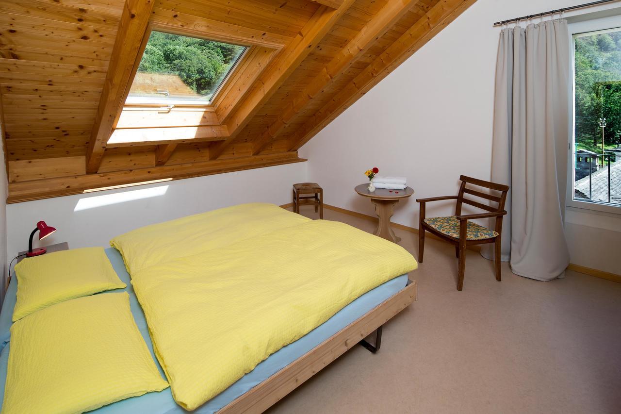 Hotel Garni Maggia Giumaglio 外观 照片