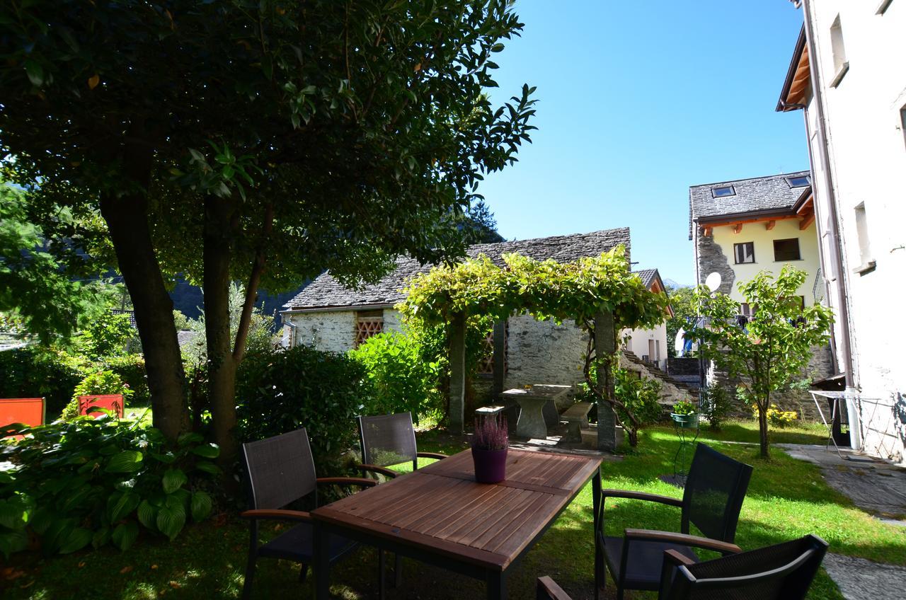 Hotel Garni Maggia Giumaglio 外观 照片
