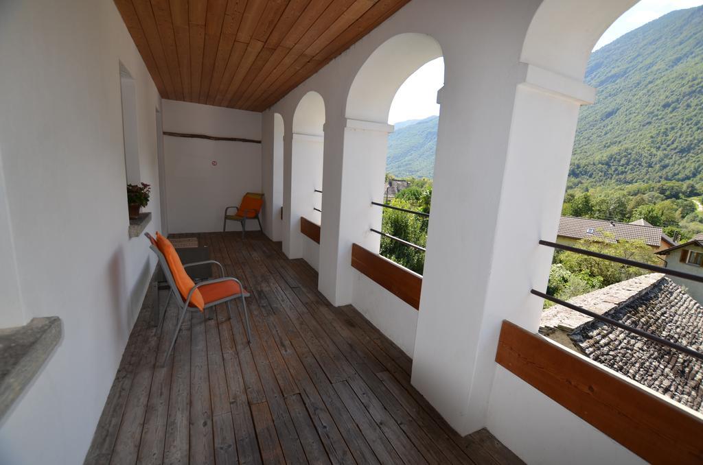 Hotel Garni Maggia Giumaglio 外观 照片