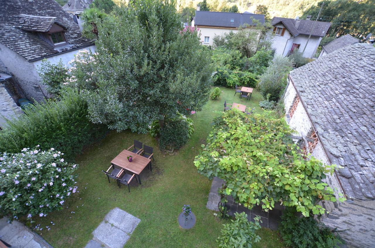 Hotel Garni Maggia Giumaglio 外观 照片