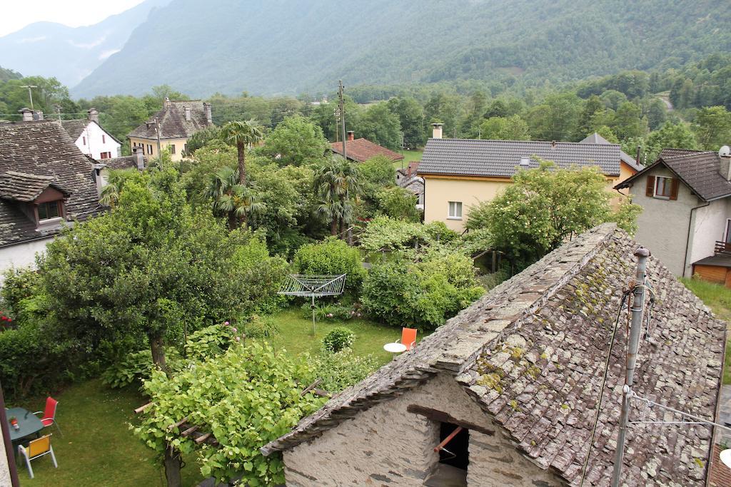 Hotel Garni Maggia Giumaglio 外观 照片