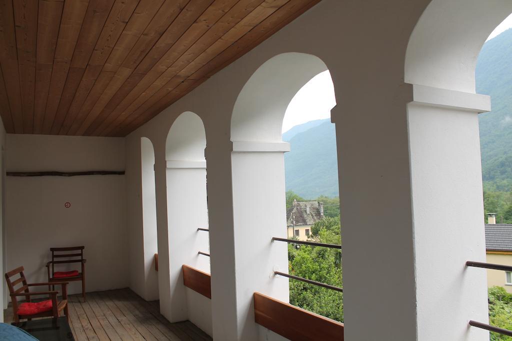 Hotel Garni Maggia Giumaglio 外观 照片
